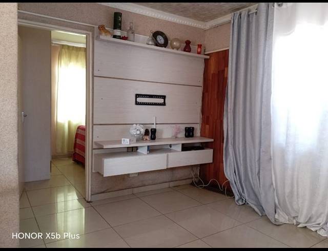 3 BEDROOM PROPERTY TO RENT IN WINDMILL PARK EXT